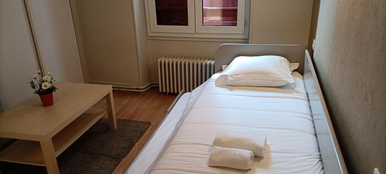 Logis Hotel Grangier Saint-Sozy Екстериор снимка